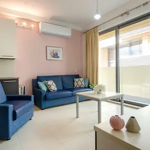 Modern Stylish - 2 Bedroom & 2 Bathroom - Spinola Bay, St Julians San Giuliano