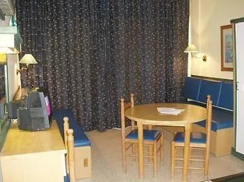 Hotel apartamentowy Burlington Apartments St. Julian's
