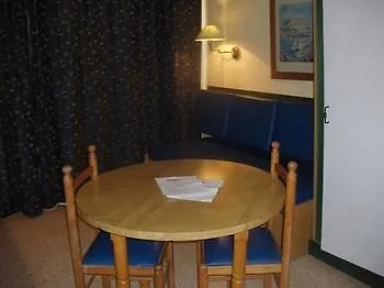 Burlington Apartments St. Julian's Hotel apartamentowy